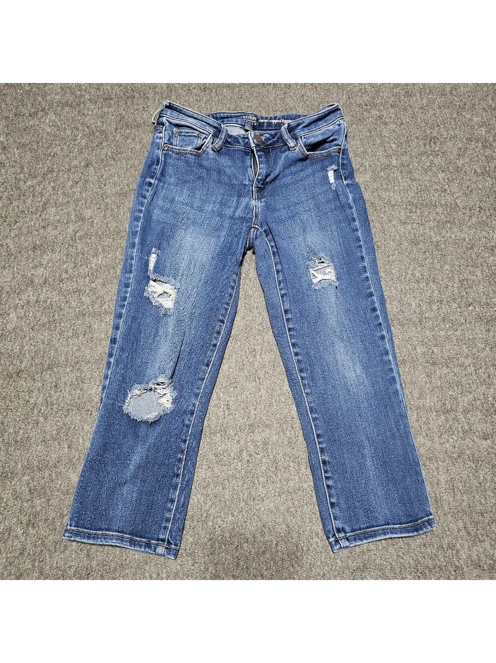 Soho Curvy Cropped Distressed Jeans 4
